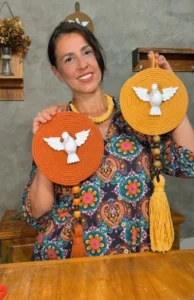 Pendente Divino com Cordão de Algodão