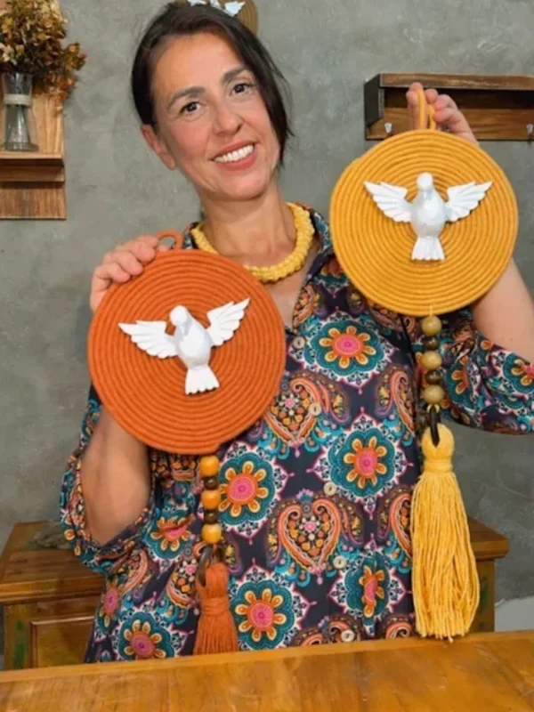 Pendente Divino com Cordão de Algodão