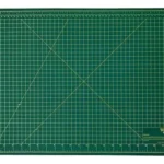 Base de Corte Newzz 45x60 Verde