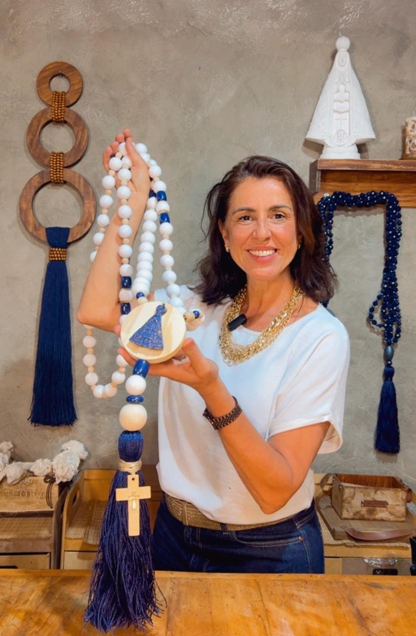 WhatsApp Image 2026-07-28 at 18.34.45 Kit Terço Decorativo Nossa Senhora - Imagem 1
